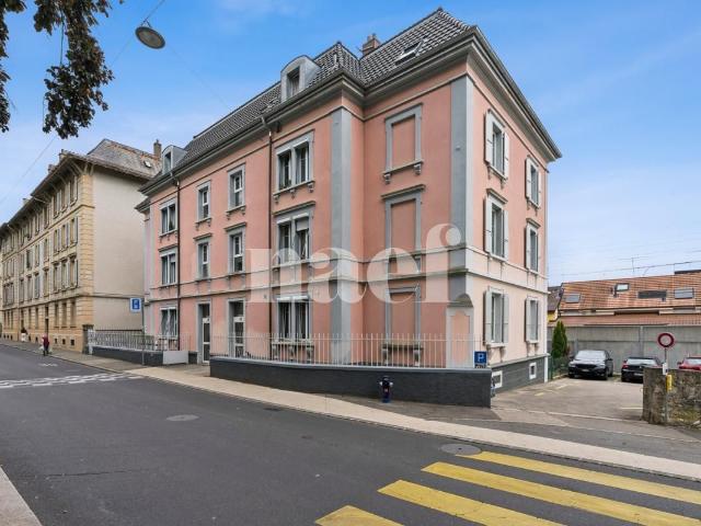 très grand appartement de 4.5 pièces proche du centre.