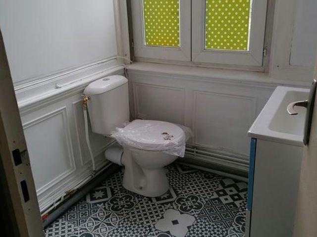 Très Grand 2 Pièces immeuble bourgeois ancien