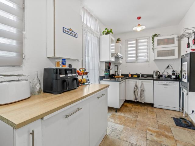 Très jolie Maison au coeur de plan de Cuques