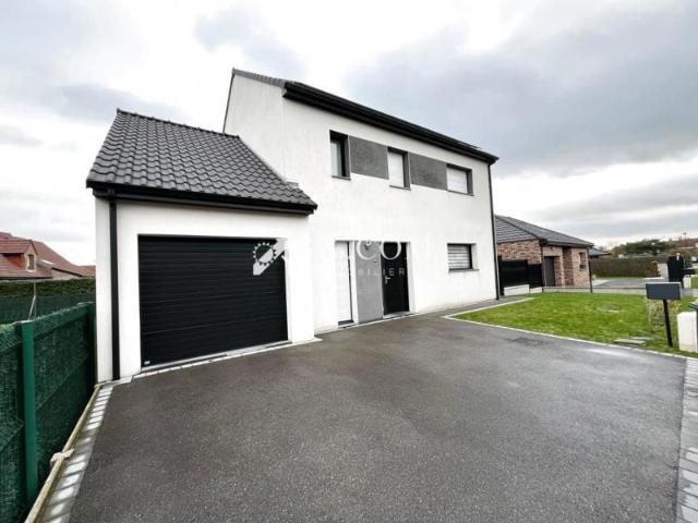TRES JOLIE MAISON CONTEMPORAINE IDEALEMENT SITUEE!