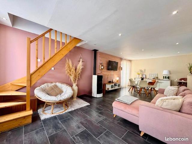 Très rare et prisé sur GUINES, jolie maison coup de coeur 4 chambres extérieur Garage