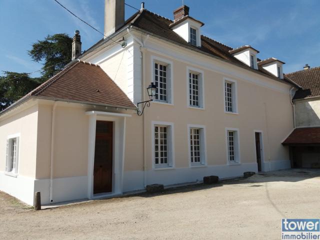 TRES RARE MAISON / VILLA DE MAITRE AVEC CORPS DE FERME SUR