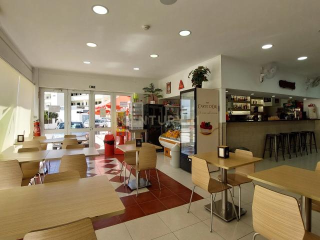 Trespasse de Café/Restaurante Totalmente Equipado | Patacão – Faro
