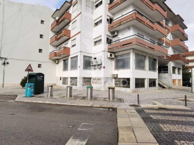 Trespasse de Bar no Entroncamento – Oportunidade de Investimento Lucrativa!