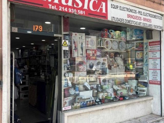 Trespasse de Estabelecimento Comercial Amadora | Rua Elias Garcia