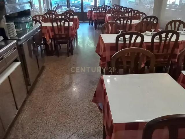 Trespasse de Restaurante + Café/Pastelaria com Esplanada