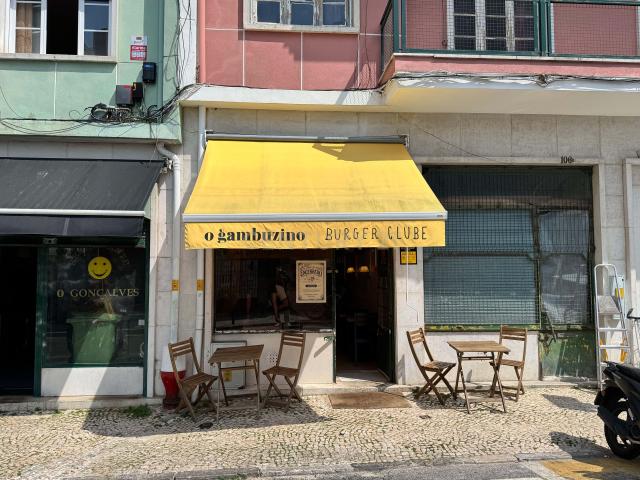 Trespasse hamburgueria/restaurante Equipado Instagram ativo + Google 4,9 estrelas Lisboa, São Vicente 0651 06135