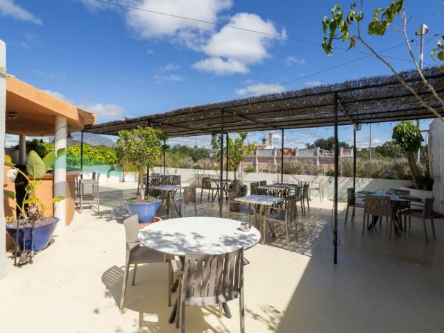 Trespasse Restaurante com localização premium