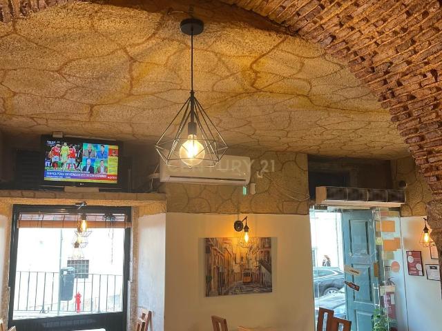 Trespasse – Restaurante em Funcionamento no Largo do Carmo, Lisboa 290.000€