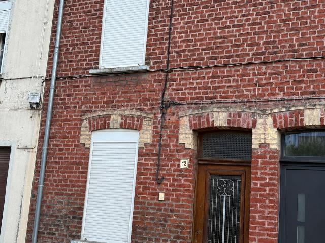 TRITH SAINT LEGER, maison d' environ 107m2, 3 chambres, jardin et cave