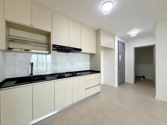 TRIUNI RESIDENCES 1140sf Partly Furnished w Kitchen 4room2CP BATU UBAN