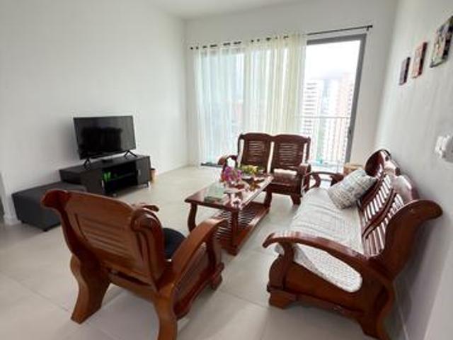 Triuni Residences Gelugor Batu Uban USM 1146sf fully furnished