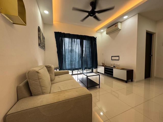 Tri Pinnacle Tanjung Tokong 800sf 2 car park furnished near Gurney