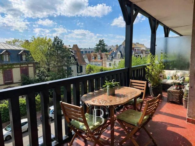 Triangle d'or Deauville 2 pièces avec terrasse et parking. 58m² Deauville