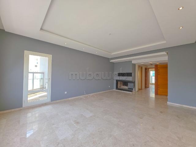 Triangle d'or, superbe appartement bien entretenu
