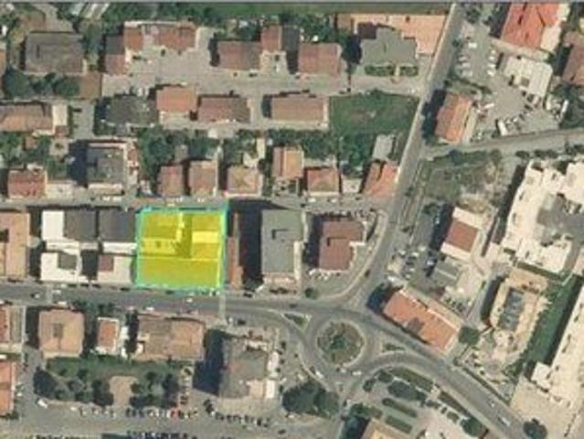 Tribunale di Salerno RG 52/2019 Locale in asta