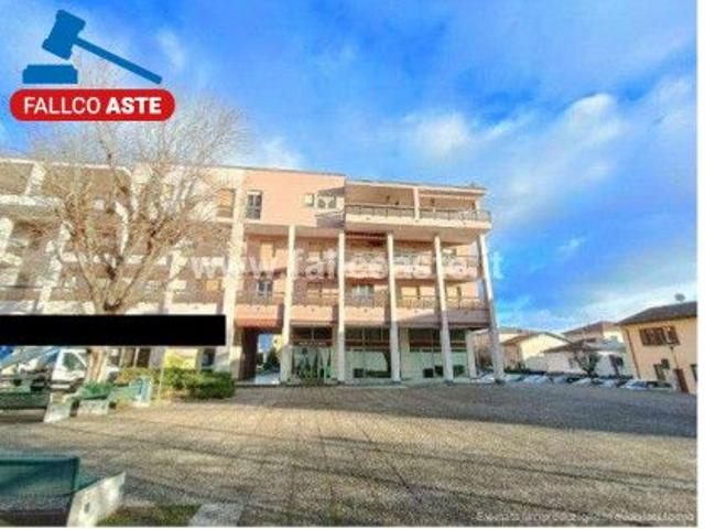 Tribunale di Salerno RG 279/2022 Negozio in asta