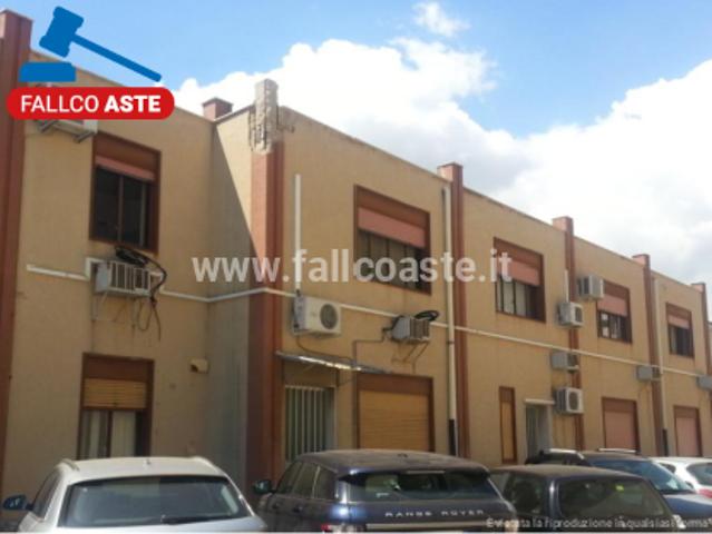 Tribunale di Siracusa RG 44/2001 Complesso immobiliare in asta