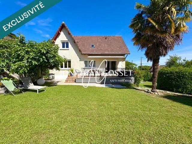 TRIEL SUR SEINE: Charmante maison 6pcs 4ch 132m² avec grand jardin
