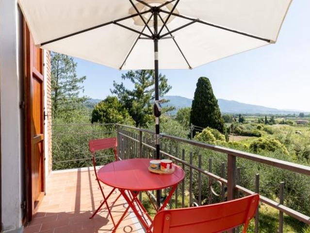 Appartamento in vendita a Lucca