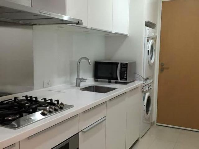 Trilight D11, Condominium