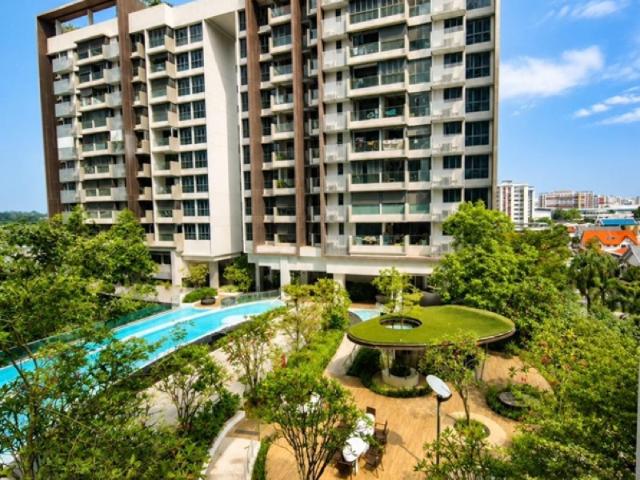 Trilive Condominium For Sale, $1,250,000, 2 Bed 2 Bath 646 sqft $1,935.00 psf