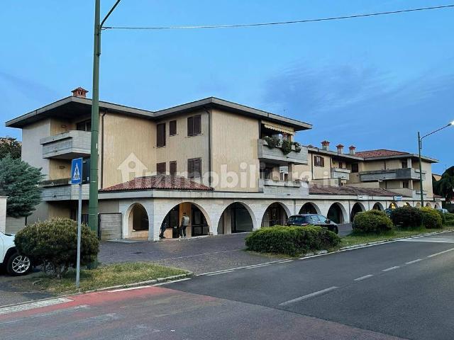 Trilocale 52 m², Centro, Castrezzato
