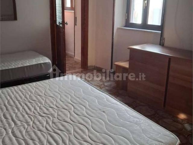 Trilocale 65 m², Centro, Minturno