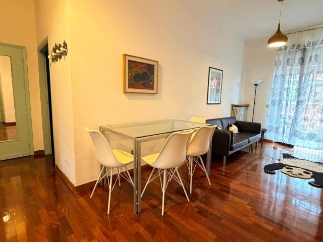 TRILOCALE COMPLETAMENTE ARREDATO CON TERRAZZA
