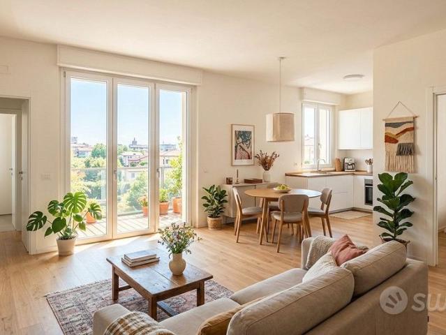 Trilocale con BALCONE / ANAGNINA