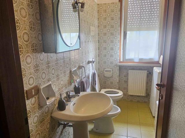 Trilocale con box a Brescia