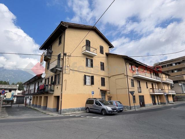 Trilocale con box a Luserna San Giovanni