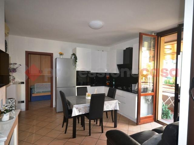 Trilocale con box a Pioltello