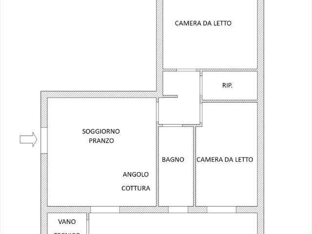 Trilocale con box in via giachetti, Trani
