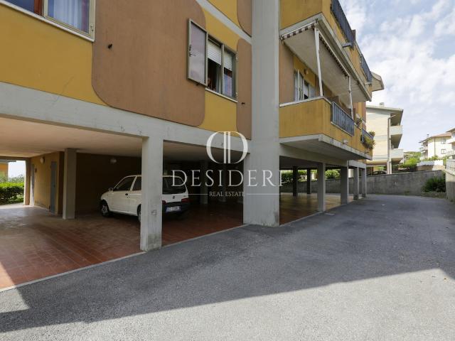 Trilocale con box in via puccini, Scansano