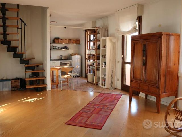 Trilocale con garage a Bergamo