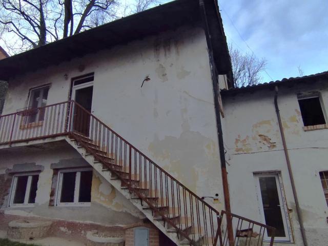 Trilocale con giardino a Maleo