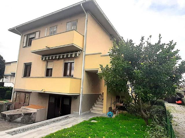 Trilocale con giardino, Rosignano Marittimo rosignano solvay