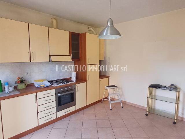 Trilocale con terrazzo a Torrita di Siena
