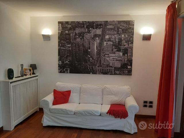 Trilocale con Terrazzo e Box doppio in Centro