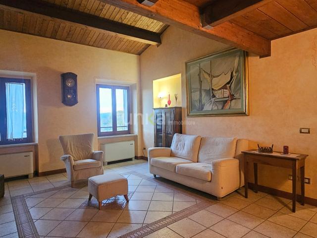 Trilocale con terrazzo in corso giacomo matteotti snc, Jesi