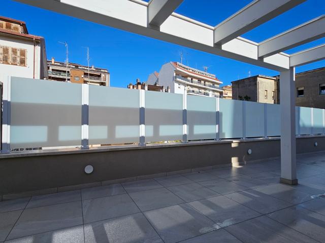 Trilocale con terrazzo in via laberinto 54, San Benedetto del Tronto