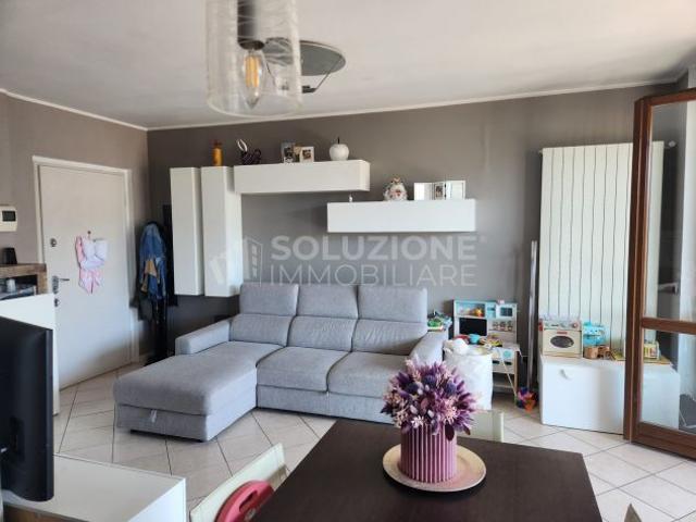 TRILOCALE CON TERRAZZO VIVIBILE
