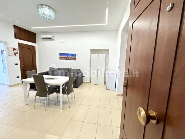 Trilocale corso Giuseppe Garibaldi, Centro, Ogliastro Cilento