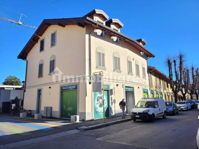 Trilocale corso Giuseppe Garibaldi, Centro, Rho