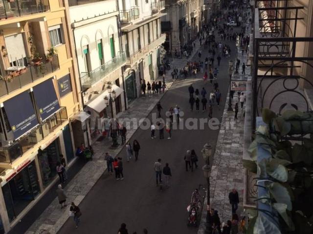 Trilocale corso Giuseppe Garibaldi 100, Centro Storico, Reggio Calabria