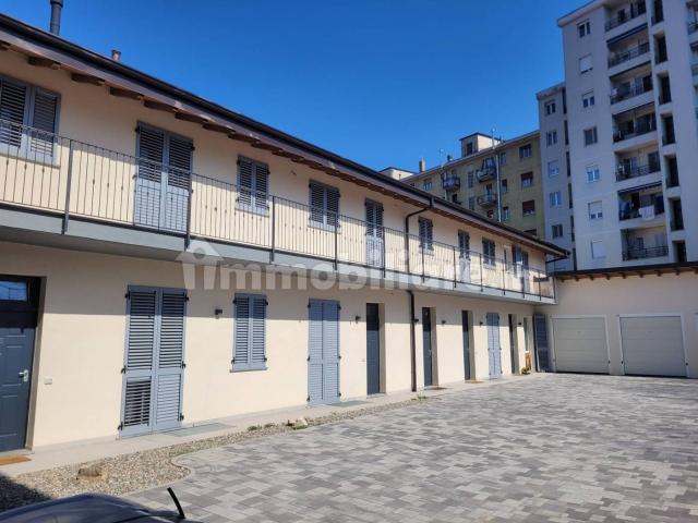 Trilocale corso Giuseppe Garibaldi 95, Centro, Rho