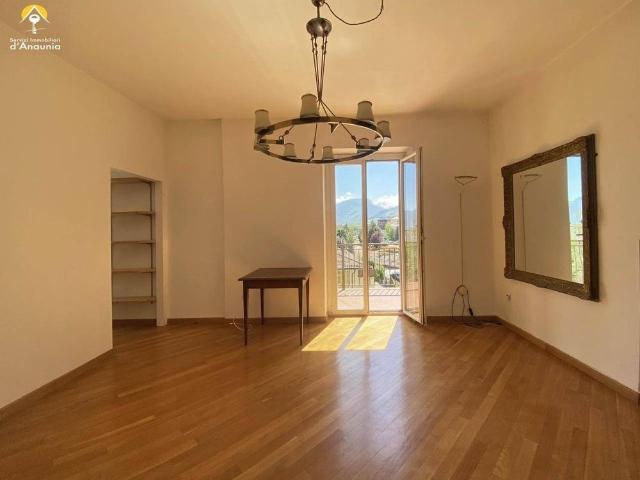 Trilocale 100 m², Centro, Cles