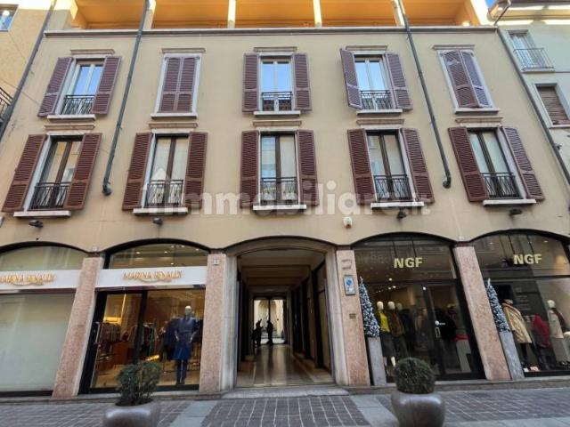 Trilocale corso Magenta 23B, Magenta Arnaldo, Brescia
