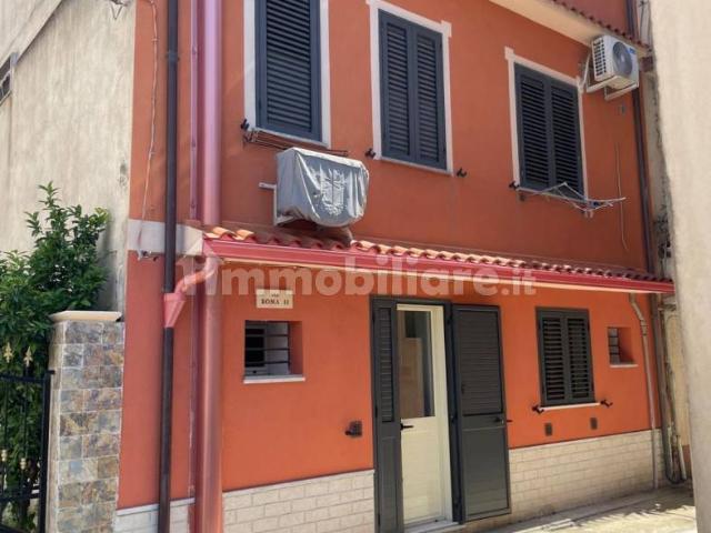 Trilocale corso Umberto, Centro, Bovalino